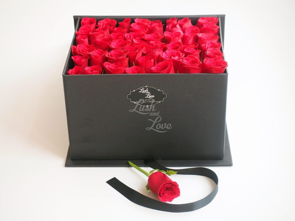 Love Letter Roses – Cube Box